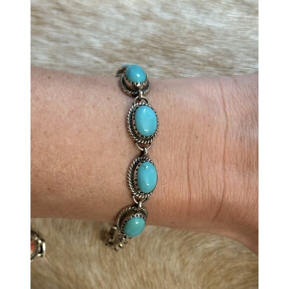 Native American SW Sterling Silver Multi-stone Blue Kingman Turquoise Bracelet - Picture 11 of 11